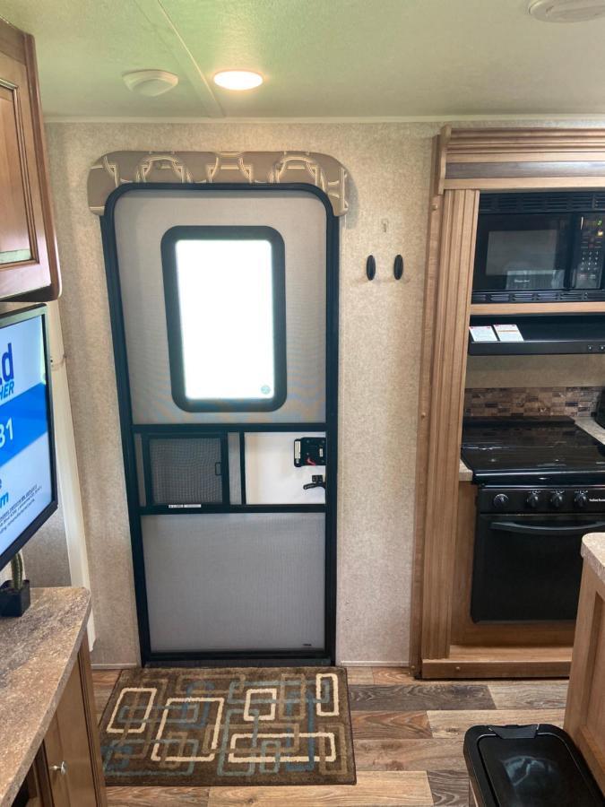 Готель Cozy Camper - Free Parking Маямі Екстер'єр фото