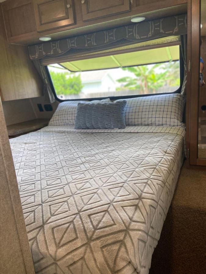 Готель Cozy Camper - Free Parking Маямі Екстер'єр фото