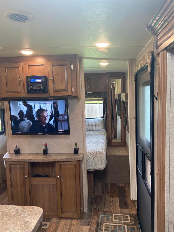 Готель Cozy Camper - Free Parking Маямі Екстер'єр фото