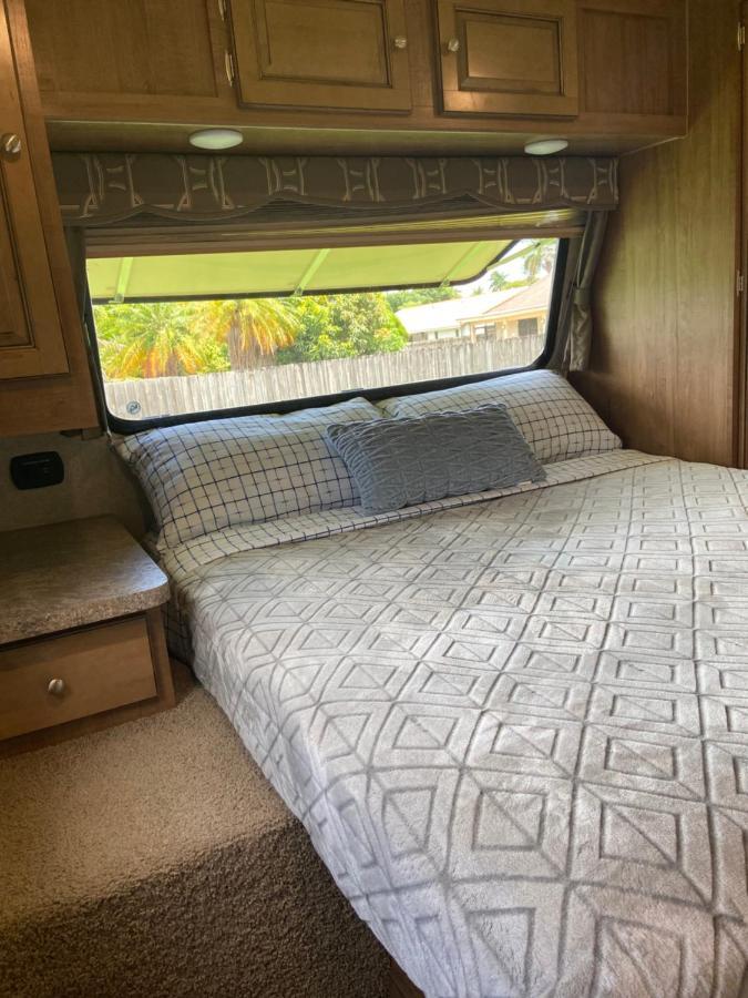 Готель Cozy Camper - Free Parking Маямі Екстер'єр фото
