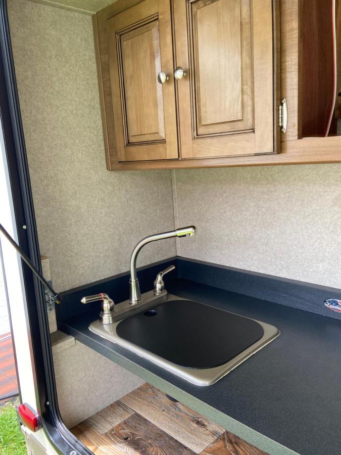 Готель Cozy Camper - Free Parking Маямі Екстер'єр фото